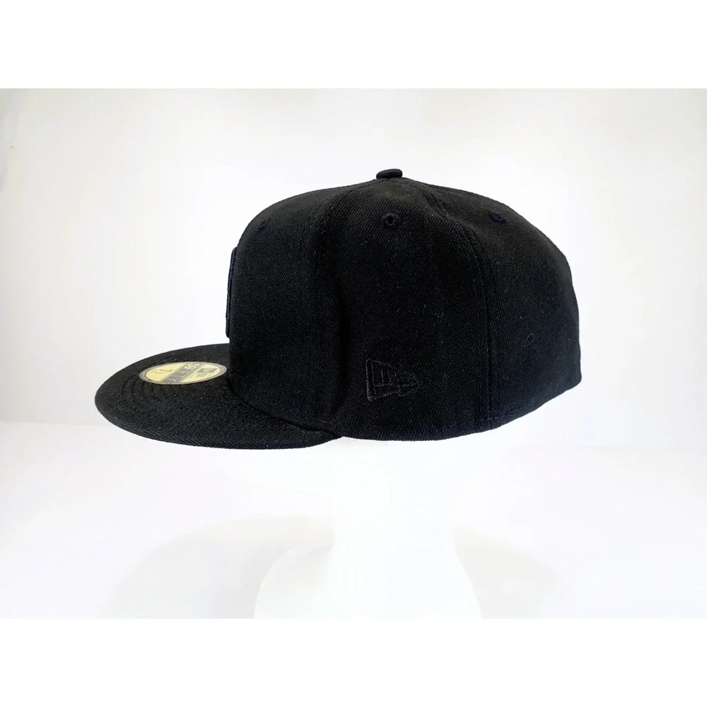 New Era 59FIFTY Boston Red Sox Fitted Hat All Black Murdered Out Cap 7-1/2